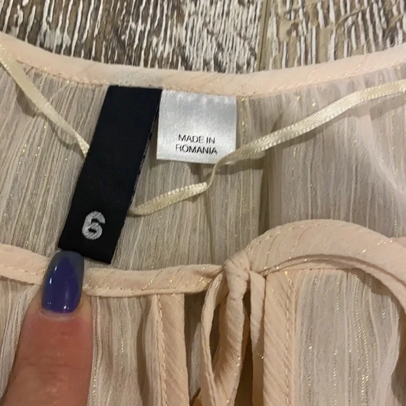 Sheer top - Picture 2 of 3